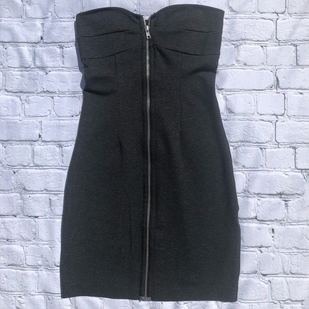 Dress - Picture 3 of 7